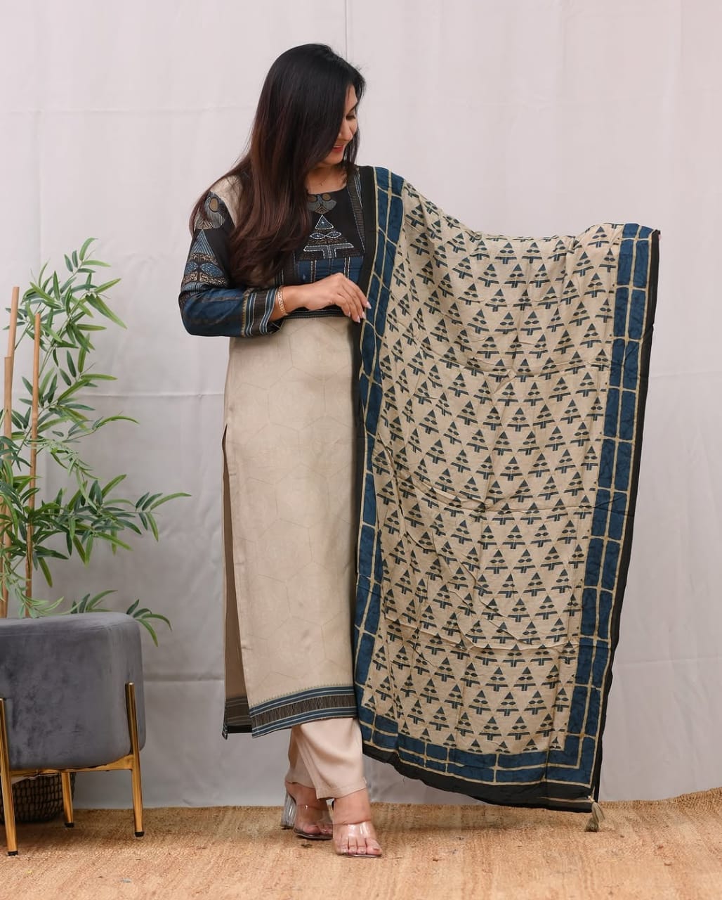 Dusty R-neck silk kurti suit set